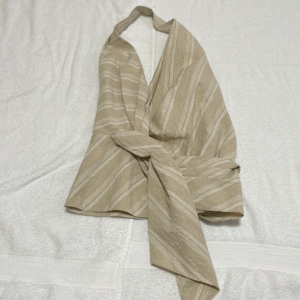 NWT. Zara striped halter. Size S
